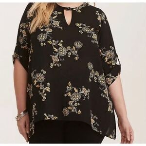 Torrid Sheath Boho Asymmetrical loose fit keyhole tunic blouse Plus Size 4